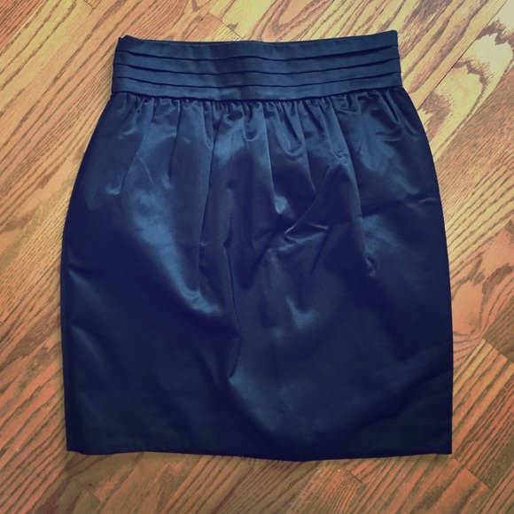 Club Monaco black skirt