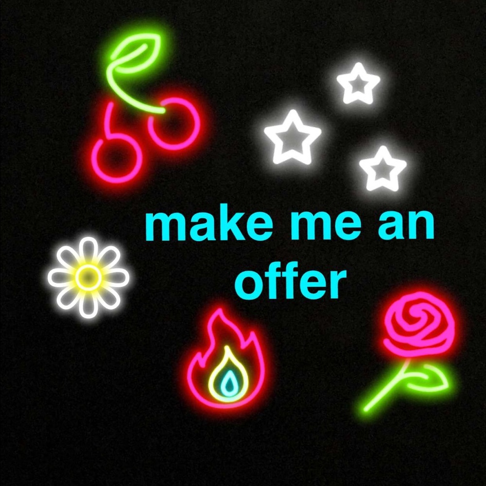 Willing to negotiate prices! Hi! I'm Elise.