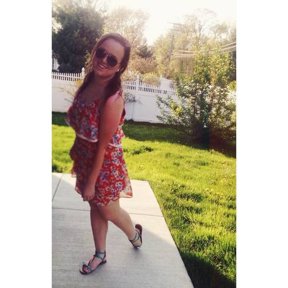 Meet your Posher, Cassie - Picture 1 of 1