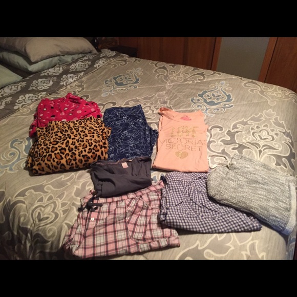 Womens pajama lot