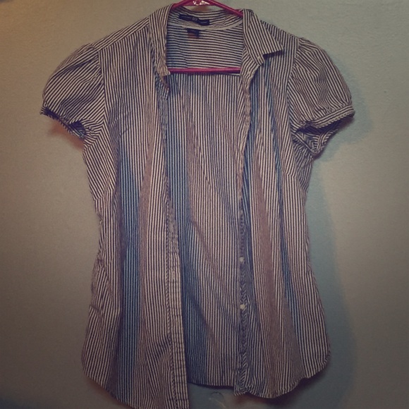 Gap shirt