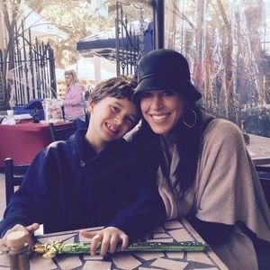 Meet your Posher, Dena