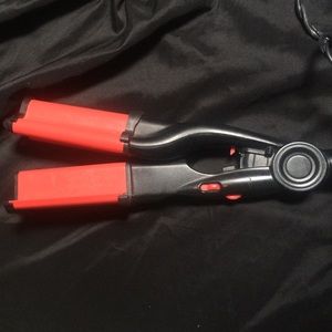 Vidal Sassoon ceramic crimper