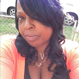 Meet your Posher, Pamela