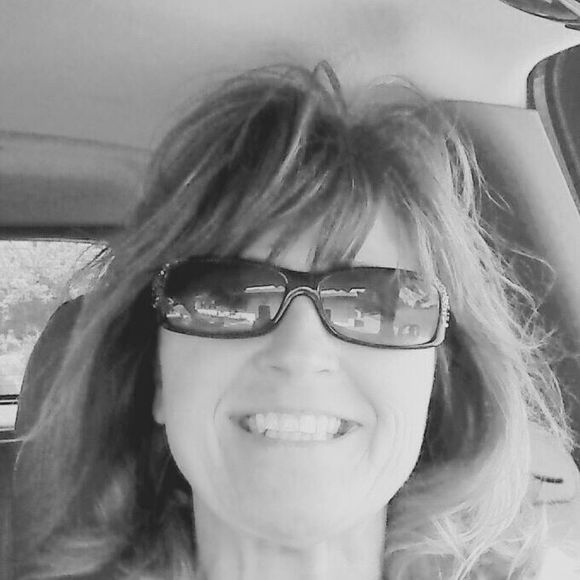 Meet your Posher, Tammy - Picture 1 of 1
