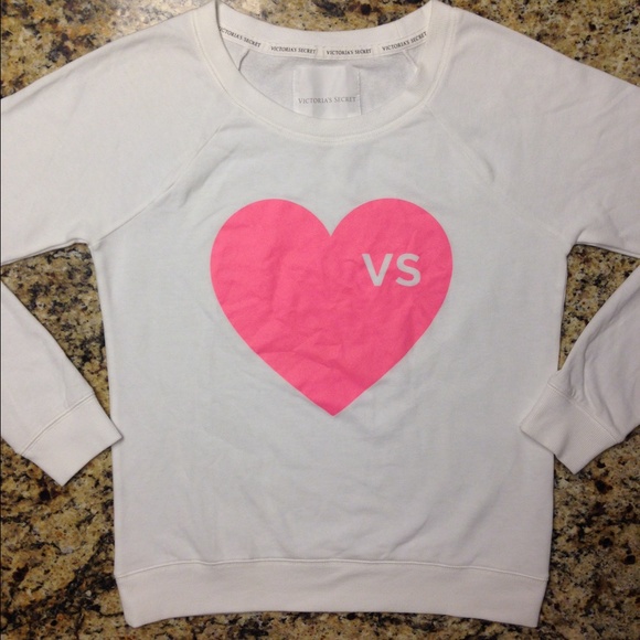 PERFECT Victoria Secret pullover!