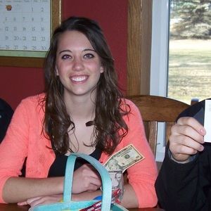 Meet your Posher, Rachel