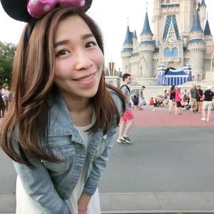 Meet your Posher, Monique