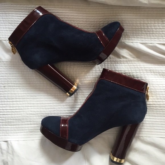 Tory Burch suede patent leather boots