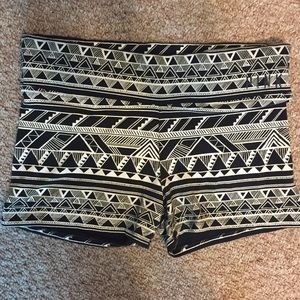 Victoria's Secret Pink medium tribal yoga shorts