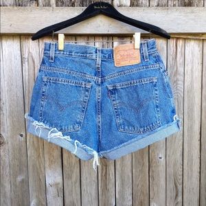 High Waisted Levi Shorts