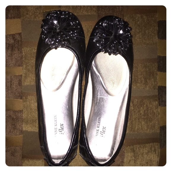 Anne Klein Phyllida iflex Black Ballet Flats
