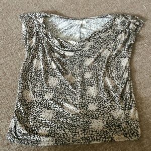 Old navy maternity top