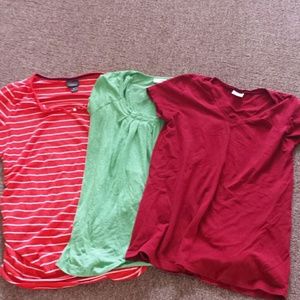 3 maternity tops