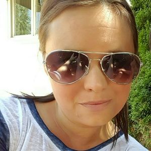 Meet your Posher, Lindsay