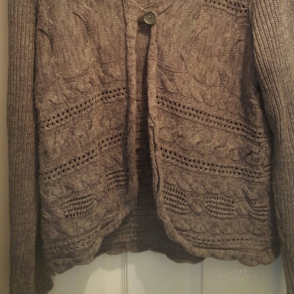 Sweater - Picture 2 of 4