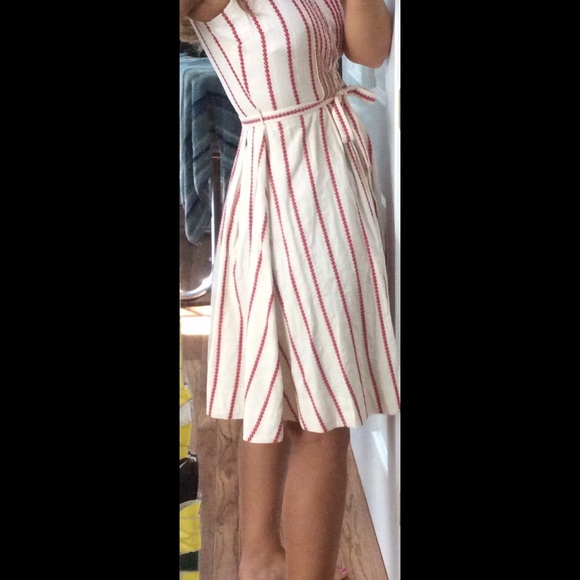 the gold dress