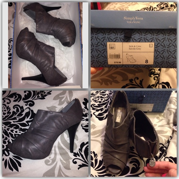 Simply Vera peep toe heeled booties