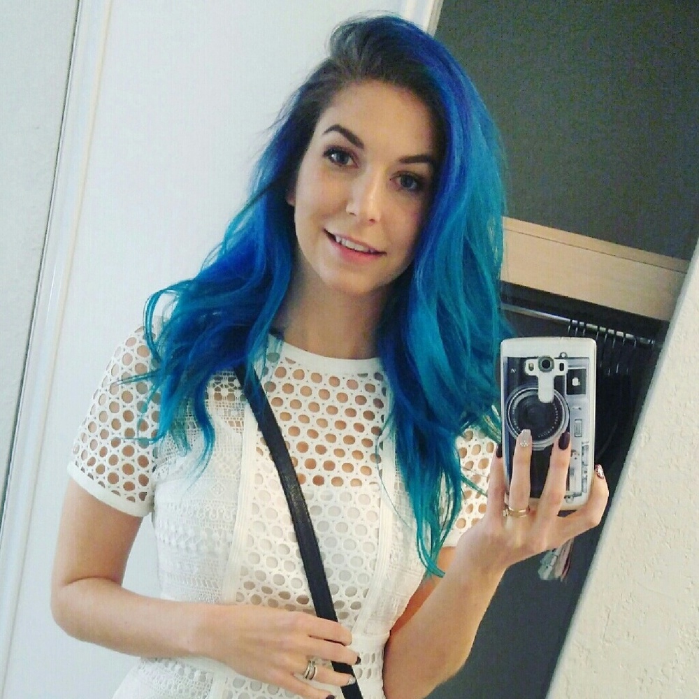 Add 2+ items to a bundle for 15% off!