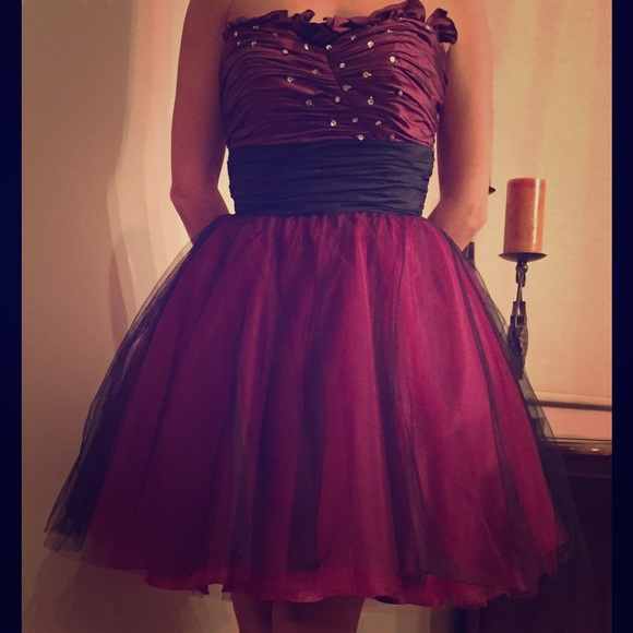 Plum + Black Homecoming/Cocktail/Party Dress