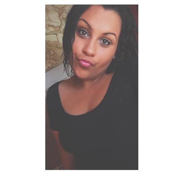 Meet your Posher, Karina