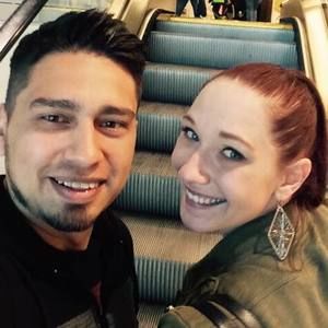 Meet your Posher, Mia