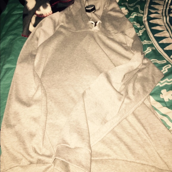 Two piece sweater skirt set - Picture 2 of 3