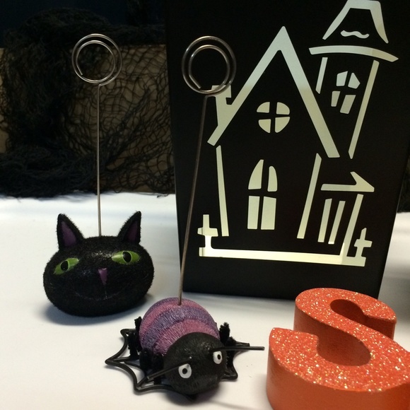 ❌SOLD❌ 🎃 Halloween Bundle - Picture 2 of 4