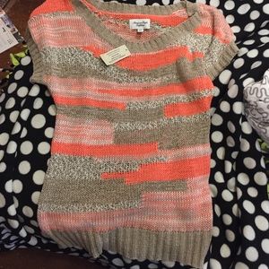 American Eagle short sleeve sweater