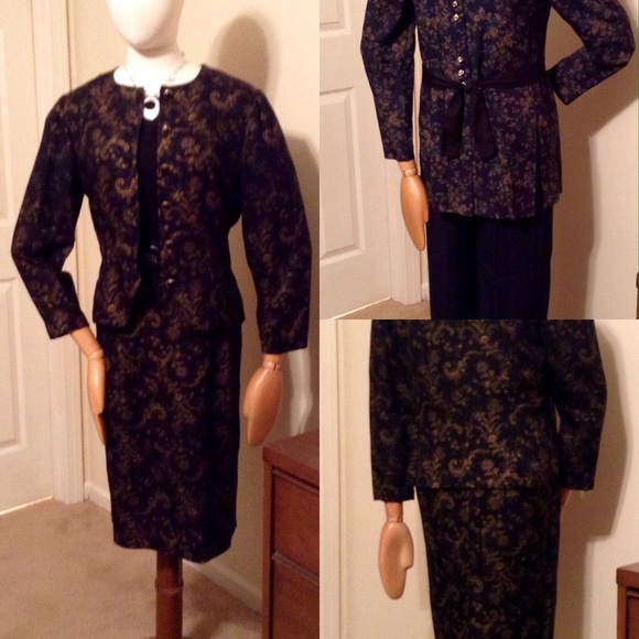 2-Piece  Shirt/Skirt designed outfit