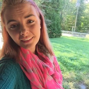 Meet your Posher, Angelina