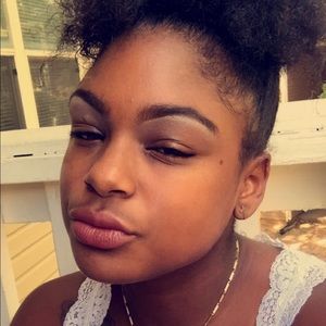 Meet your Posher, Sierra