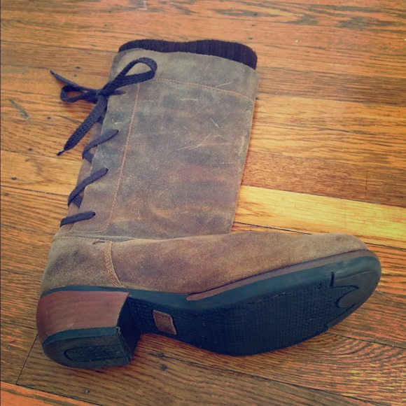 SOLD Fly London boots - Picture 1 of 4