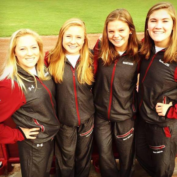 Meet your Posher, Mikaela - Picture 1 of 1