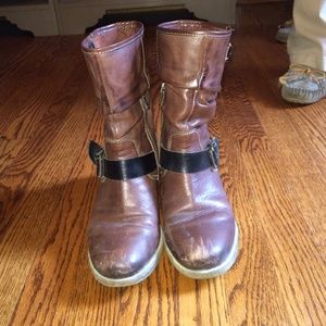 Casual Brown Bootie, heavy wear, size 38