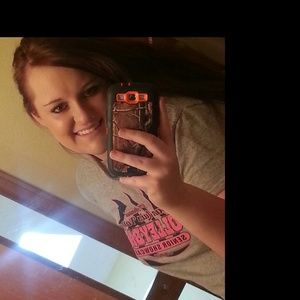 Meet your Posher, Kendra