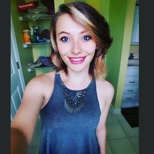 Meet your Posher, Casey