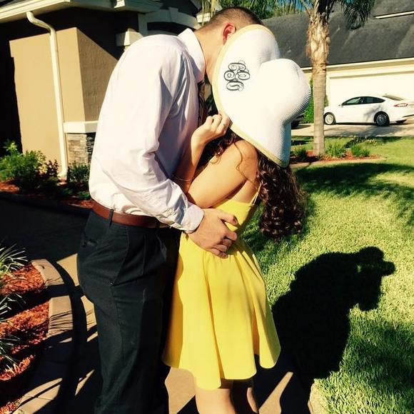 Meet your Posher, Caitlin - Picture 1 of 1