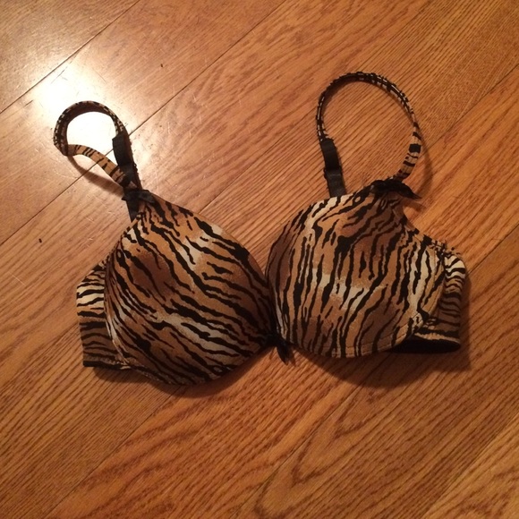 Push-up bra