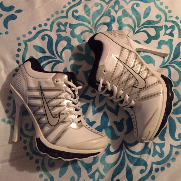 Nike Air Max High Heels - Picture 3 of 4
