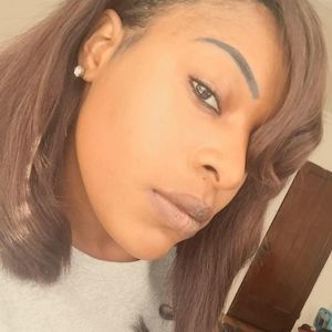 Meet your Posher, Lala