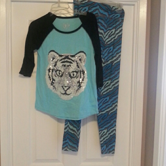 Girls outfit