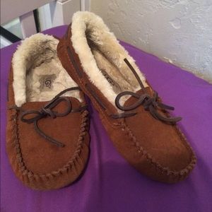 Ugg slippers