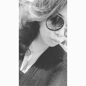 Meet your Posher, Tihesha