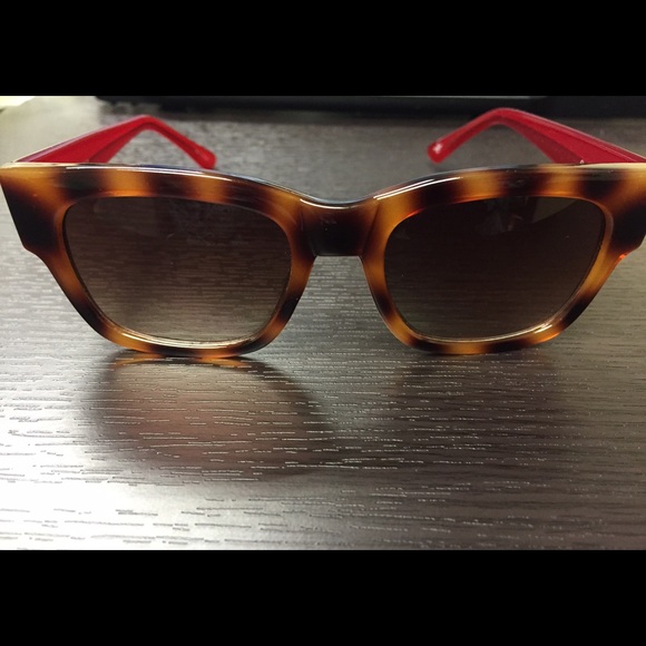 Cole Haan sunglasses-wayfarer style