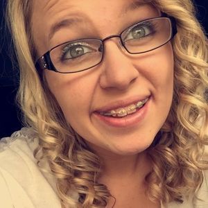 Meet your Posher, Haley