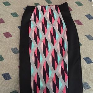 Diamond print pencil skirt.