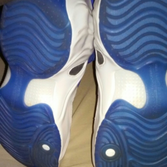 Flight posite - Picture 3 of 4