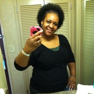 Meet your Posher, Demetria