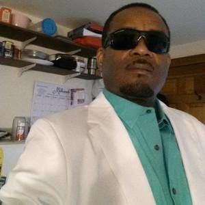 Meet your Posher, Gladstone